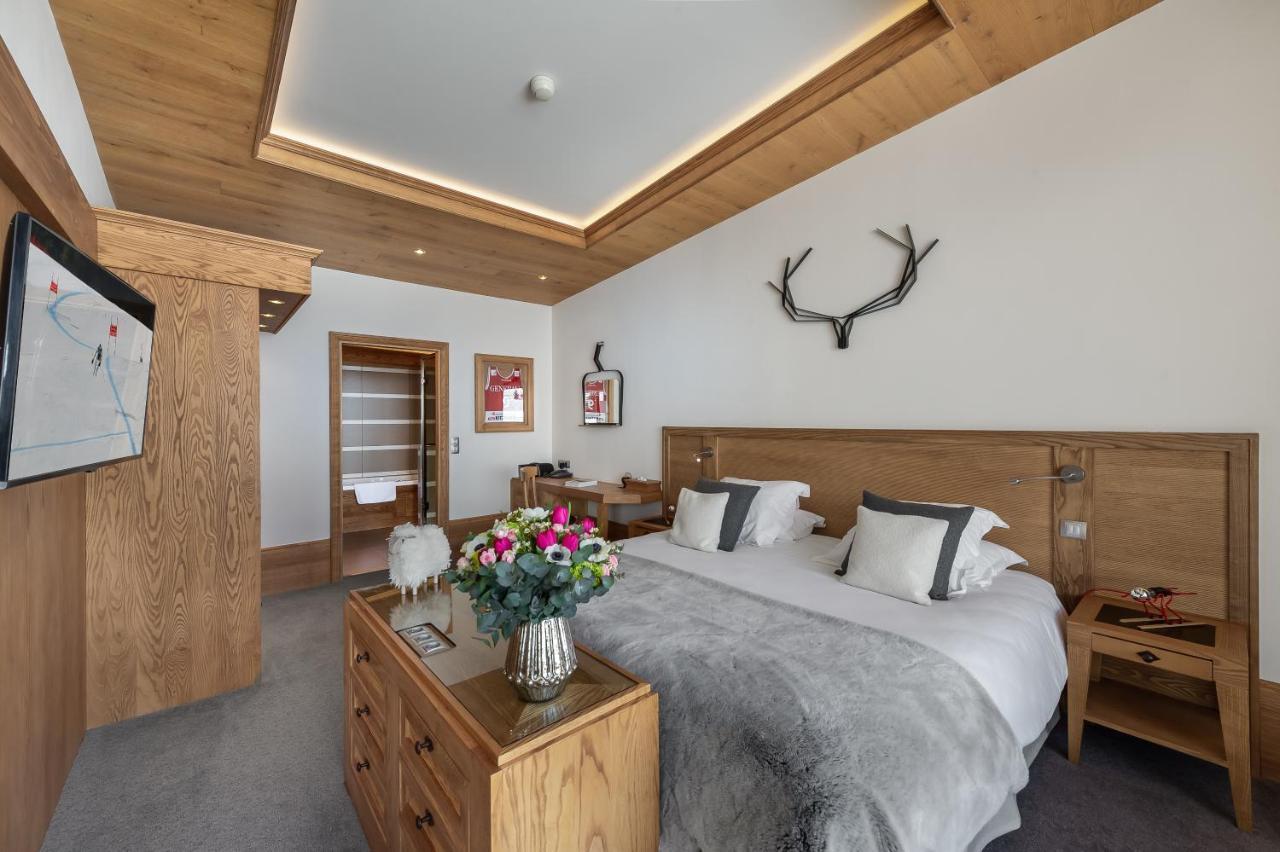 Hotel Annapurna Корчевел Екстериор снимка
