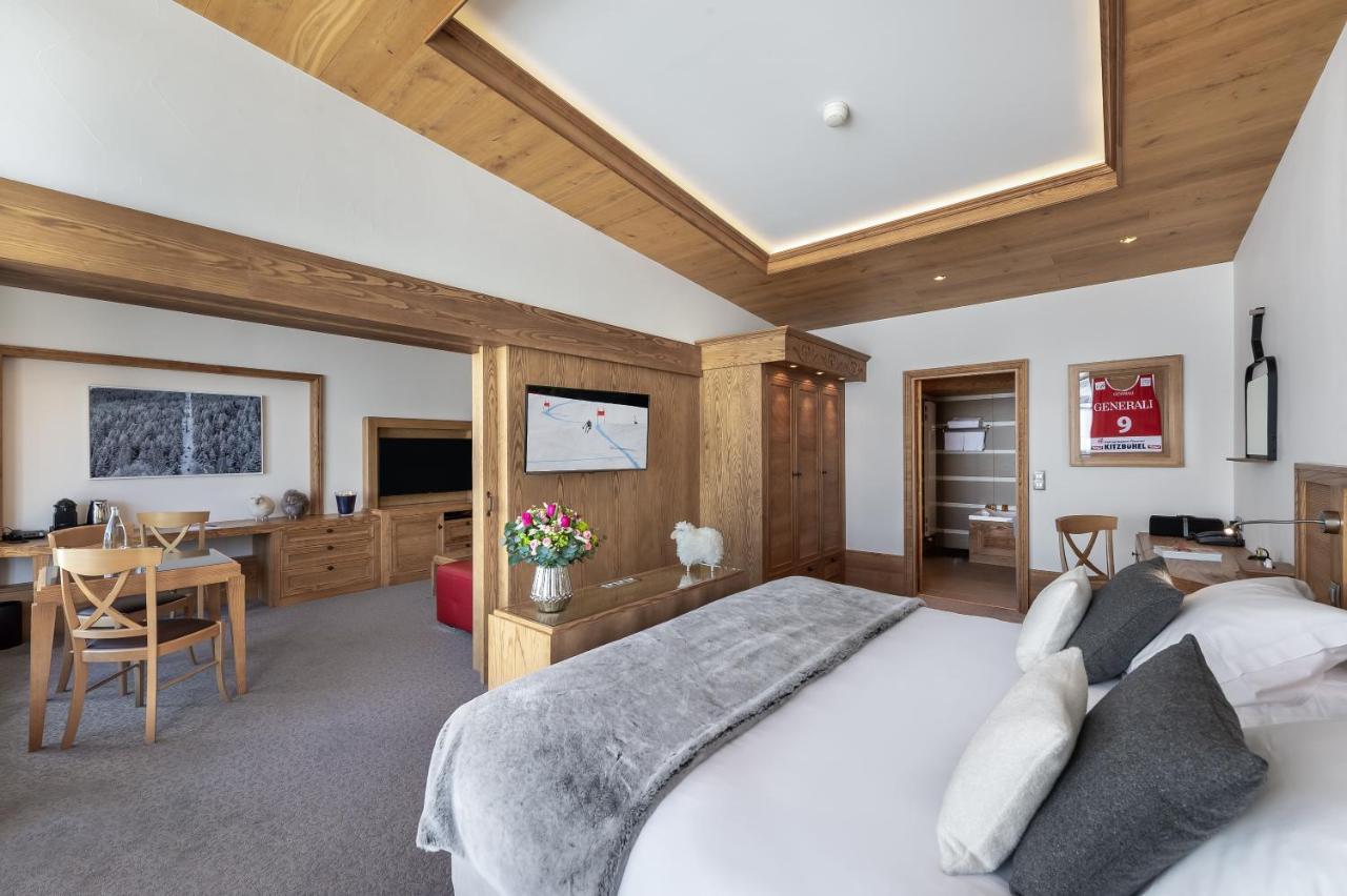 Hotel Annapurna Корчевел Екстериор снимка
