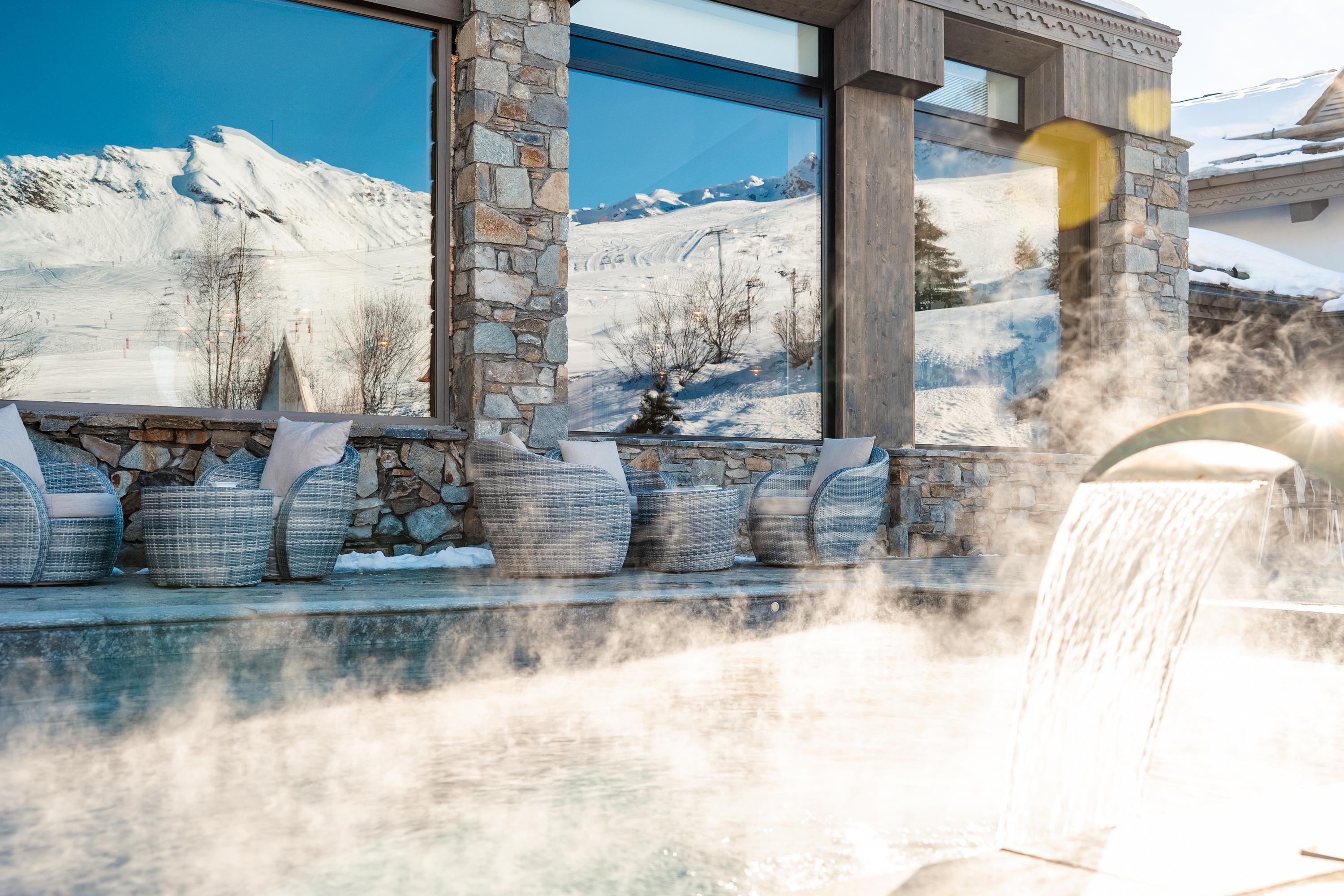 Hotel Annapurna Корчевел Екстериор снимка